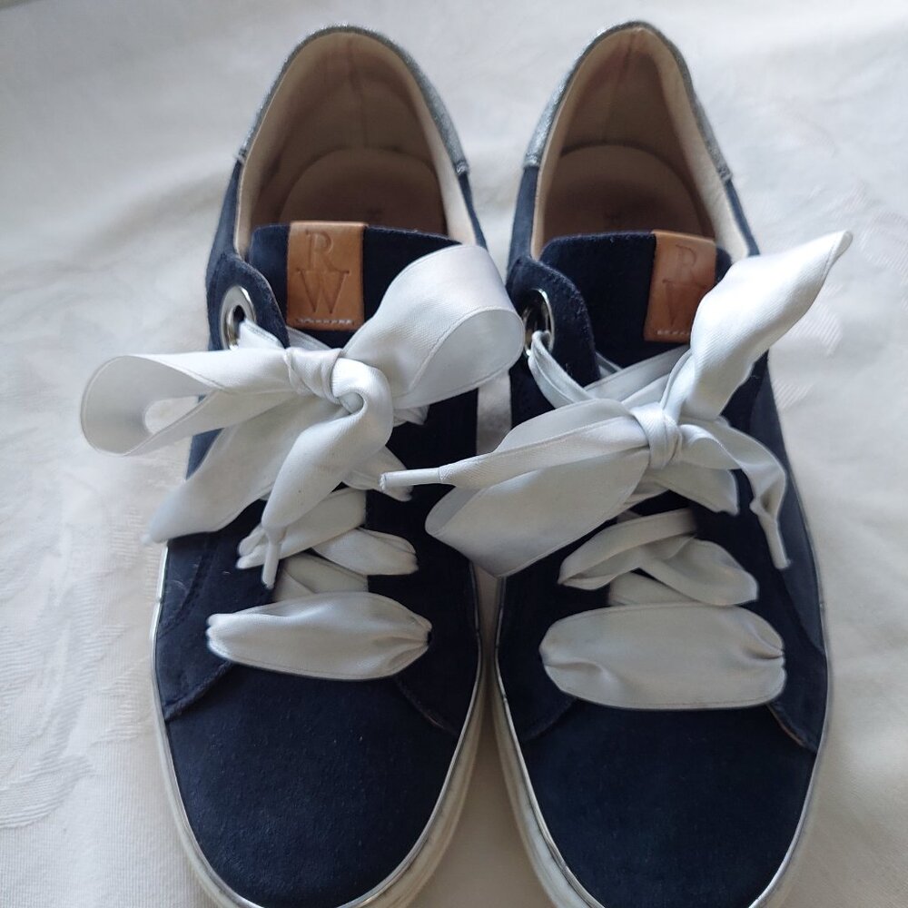 Ron White Suede Sneaker Navy Silver Metallic Back Ribbon lace EU38/US7.5-8